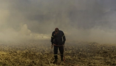 BUKNUO NOVI POŽAR U GRČKOJ Na licu mesta 43 vatrogasca sa 12 vozila, 1 helikopterom i 3 letelice