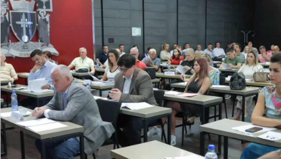 Održana 18. sednica Skupštine Gradske opštine Vračar (FOTO)