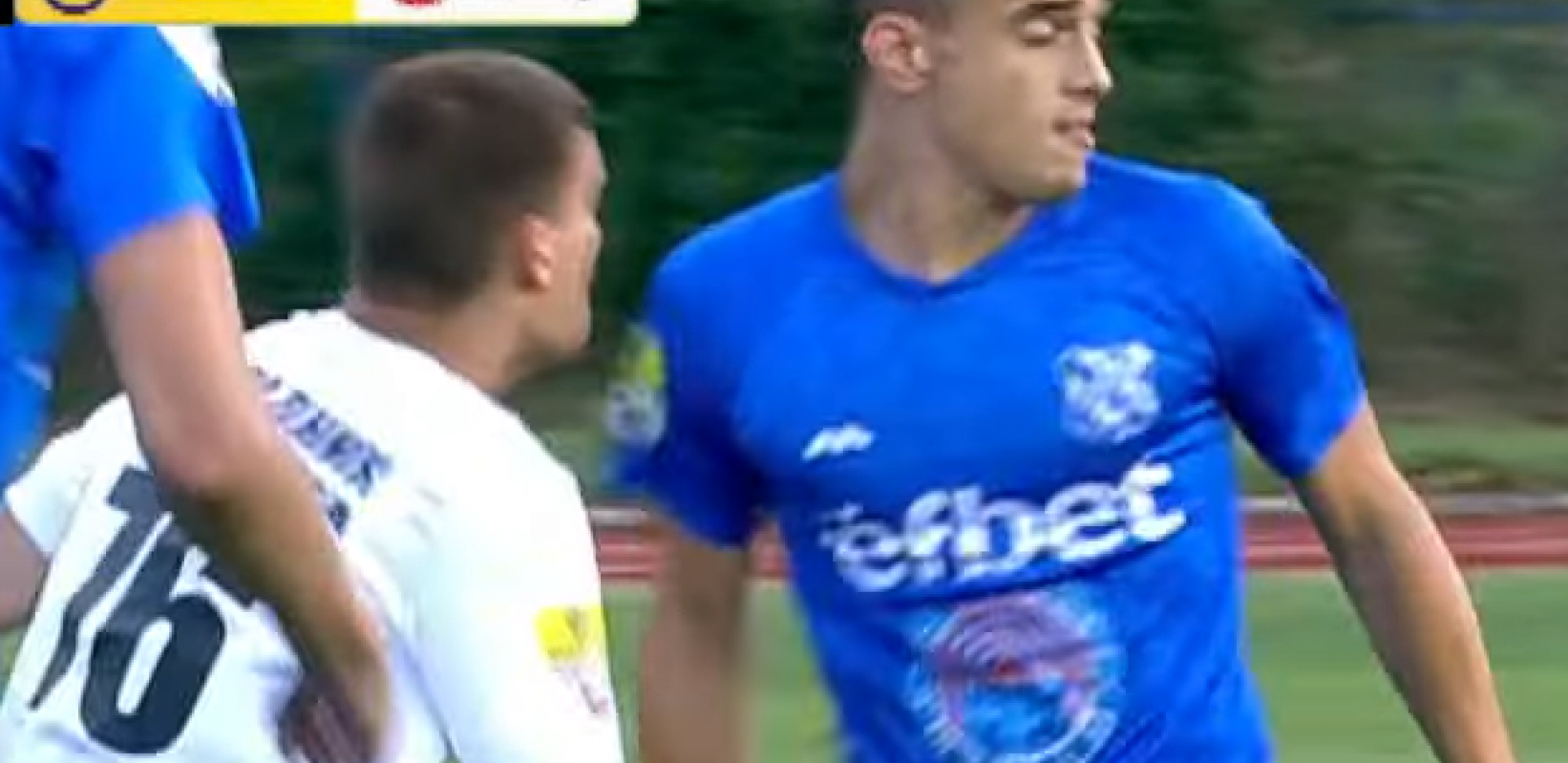 HOROR SCENA U LUČANIMA Fudbaler Radnika doživeo jezivu povredu (VIDEO)