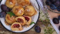 KNEDLE SA ŠLJIVAMA Uz ovaj vojvođanski recept gomboce će biti mekane kao duša