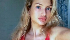 ZAKUCALA SE AUTOMOBILOM U DRVO, DVA SATA JE BESPOMOĆNO VISILA Sprksa manekenka prošla kroz pakao, a evo u kakvom je sada stanju