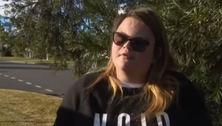 OTAC JOJ JE OSTAVIO 7 MILIONA EVRA Postoji samo jedan uslov koji treba da ispuni, a ona tvrdi da to ne može da uradi