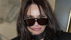 ŽIVOT ČUVENE GLUMICE JE LUĐI OD FILMA Pojela je uho, dilovala drogu, ošamarila političara, a onda je jednom izjavom razbesnela svet