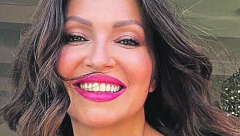 FURA NOVI IMIDŽ Nina Badrić pustila brkove, pa potražila mišljenje od fanova