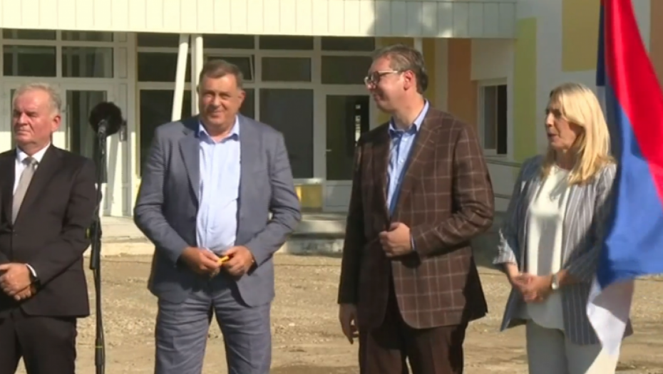 SVA POMOĆ JE DOŠLA TEK U VUČIĆEVO VREME Dodik: Drugi predsednici Srbije su se samo grlili sa mnom (VIDEO)