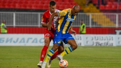 SLIKA SA "KARAĐORĐA" KOJA OBILAZI EVROPU Evo šta su kiparski navijači uradili u duelu protiv Vojvodine (FOTO)