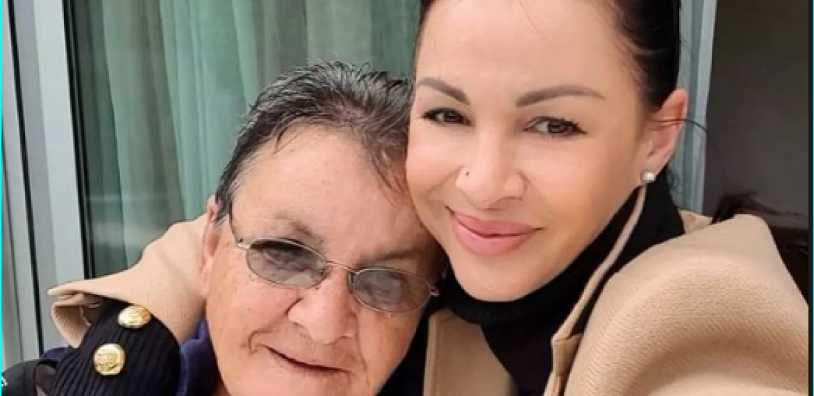 NE MOŽE DA DOĐE SEBI Tina Ivanović se oglasila nakon smrti majke, smogla snage da izusti samo ovo! (FOTO)