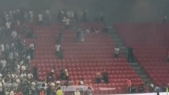 POBILI SE ALBANCI I TURCI Neredi na i oko stadiona u Tirani (VIDEO)