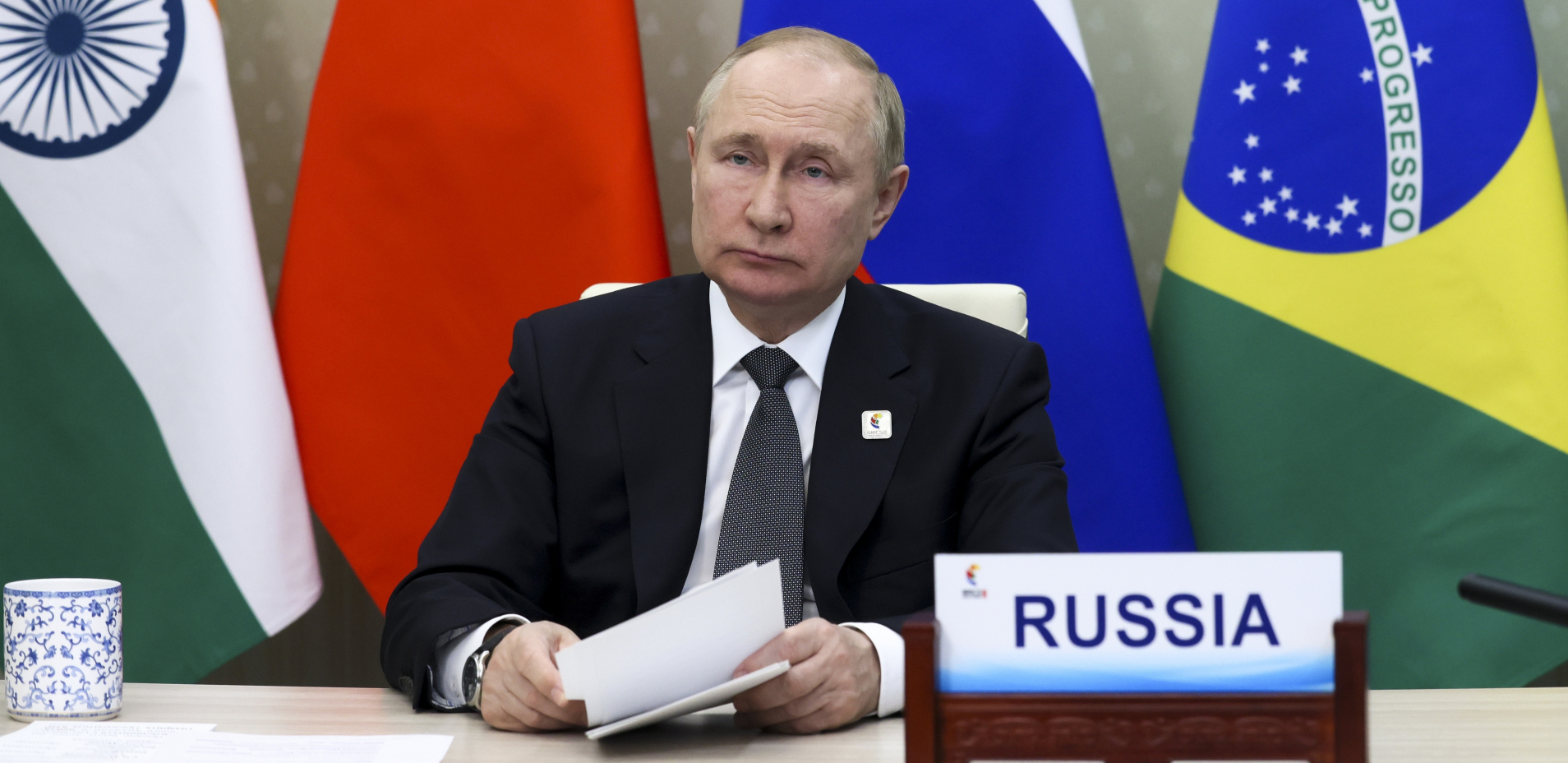 "RUSIJA SPREMNA DA PREUZME ULOGU U NOVOM SVETSKOM PORETKU" BRIKS sprema novu globalnu valutu