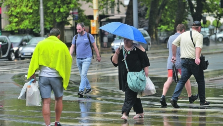 TOPLO I SPARNO, A NEGDE I NOVI PLJUSKOVI Ovo je detaljna vremenska prognoza meteorologa Čubrila za narednih 5 dana