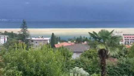 MORE NAKON OLUJE POTPUNO PROMENILO BOJU Evo kako izgleda,  ljudi uplašeni