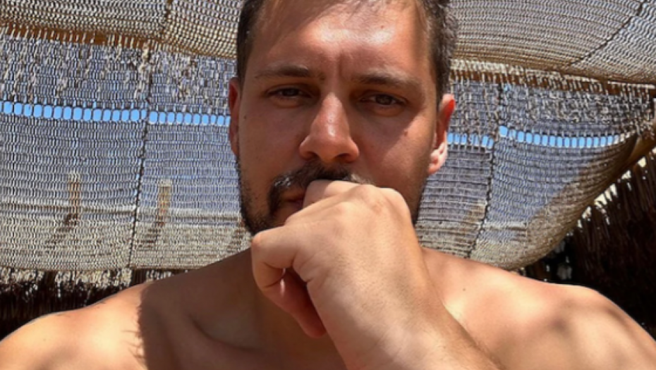 ŽENE ŽUDE ZA NJIM! Miloš Biković se skinuo i napravio pometnju na društvenim mrežama! (FOTO)