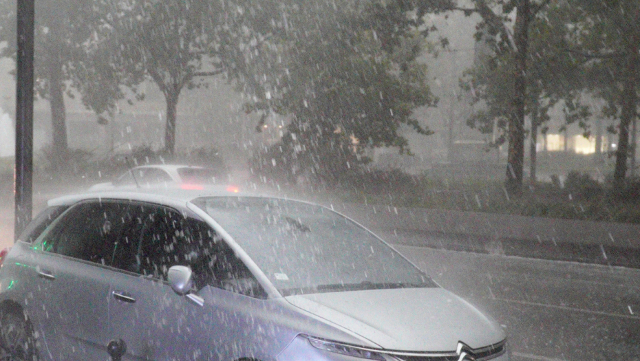 ŠTA AKO VAM NEVREME OŠTETI AUTOMOBIL? Evo kako se zaštititi i koga u tom slučaju zvati