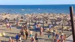 "HEJ SLOVENI" TRADICIONALNO NA ULCINJSKOJ PLAŽI: Nekadašnja himna izazvala različite reakcije (VIDEO)