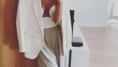 BEZVREMENSKA ELEGANCIJA, BEZ ŽRTVOVANJA UDOBNOSTI Ovaj model pantalona je najveći letnji hit