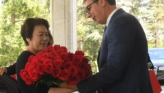 "ONA JE ISKREN PRIJATELJ SRBIJE I NAŠEG NARODA" Predsednik Srbije ugostio na oproštajnom ručku Čen Bo (FOTO)