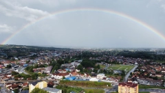 IMAO SAM OSEĆAJ KAO DA SAM U NEKOM FILMU Jovan iz Čačka oduševljen prizorom na nebu koji je ugledao nakon oluje (FOTO)