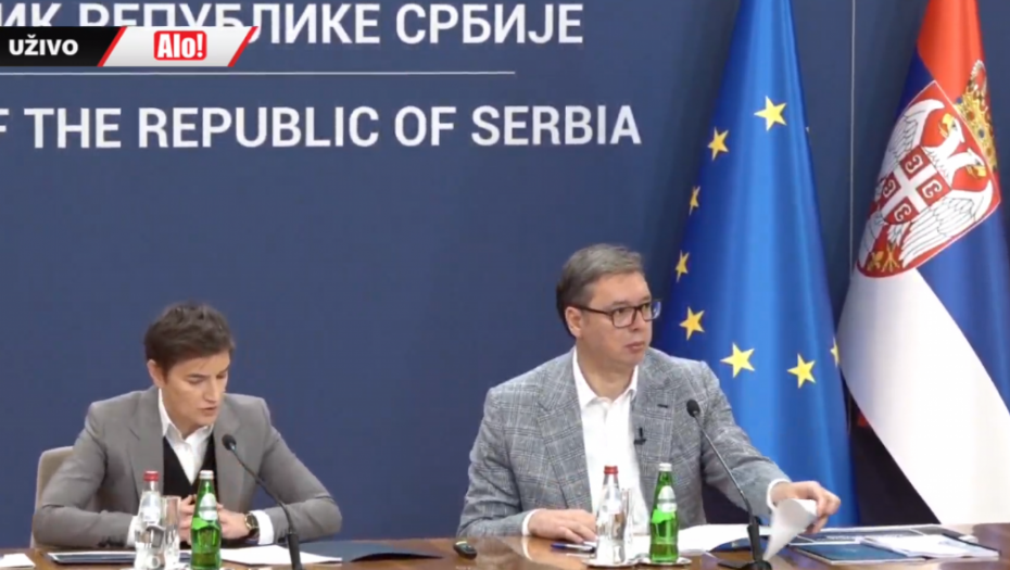 PLATE I PENZIJE ĆE RASTI VEĆOM BRZINOM OD OČEKIVANE Predsednik Vučić podelio dobre vesti