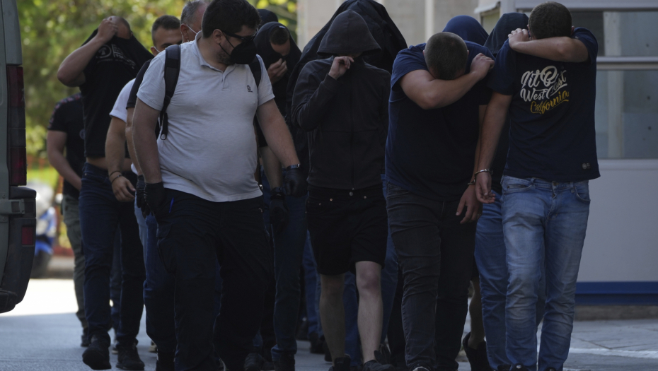 POSTOJI SNIMAK NAPADAČA I UBISTVA Policija pronašla moguće oružje kojim je ubijen navijač AEK-a
