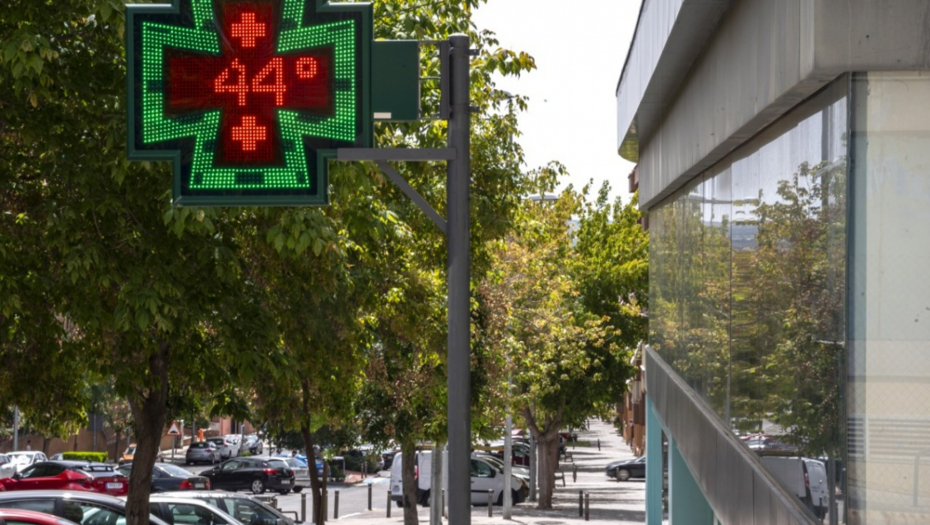 VRHUNAC TREĆEG TOPLOTNOG TALASA Na snazi upozorenje na suve oluje, grmljavinu i munje, čak 44 stepena u Španiji