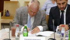 PREDSEDNIK OPŠTINE POTPISAO UGOVOR SA MINISTARSTVOM OMLADINE I TURIZMA