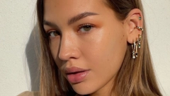 BJUTI TRIK IZ DEVEDESETIH KOJI JE OPET POPULARAN Koristan savet kako uspešno sakriti bubuljice