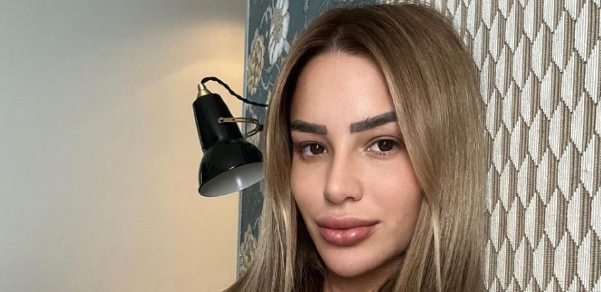 MNOGI SUMNJALI DA IMA TUMOR NA DOJCI: Evo zašto je Aleksandra Nikolić posetila kliniku i u kakvom je stanju