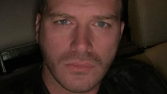 NJEGOVA MAJKA NIJE PRIHVATILA SNAJU, ALI JE NJIHOVA LJUBAV OPSTALA Turski Bred Pit već godinama voli ovu ženu