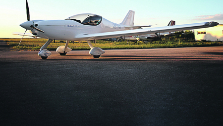UŽAS U BATAJNICI Pilota ubilo pokvareno zakrilce