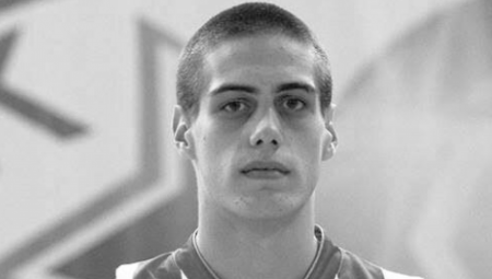 POTRESNA PRIČA PREMINULOG KOŠARKAŠA: "Sa tumorom na kolenu igrao osam meseci, misleći da je hematom"