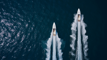 HAOS U GRČKOJ Gliser i trajekt spasavali dve devojčice koje je odnela morska struja (FOTO)