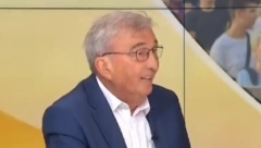 Na protestu u Bačkoj Palanci govori čovek koji se zalaže za sankcije Srbiji (VIDEO)