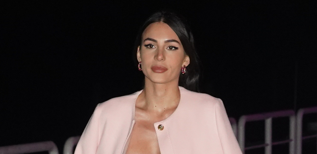 ANASTASIJU TRENER SLIKAO KRIŠOM! Ražnatovićeva se utegla u helanke, pa poslala ovu poruku Gudelju! (FOTO)