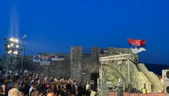 NEMA PREDAJE! Vijore se trobojke, odjekuje pesma - stiže podrška za srpski Kosmet iz Herceg Novog (FOTO/VIDEO)