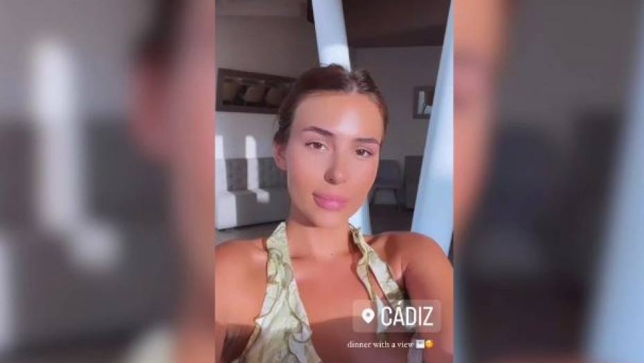 POKAZALA KAKO UŽIVA U LUKSUZNOM HOTELU Evo gde borave Anastasija i Gudelj tokom letovanja (FOTO)