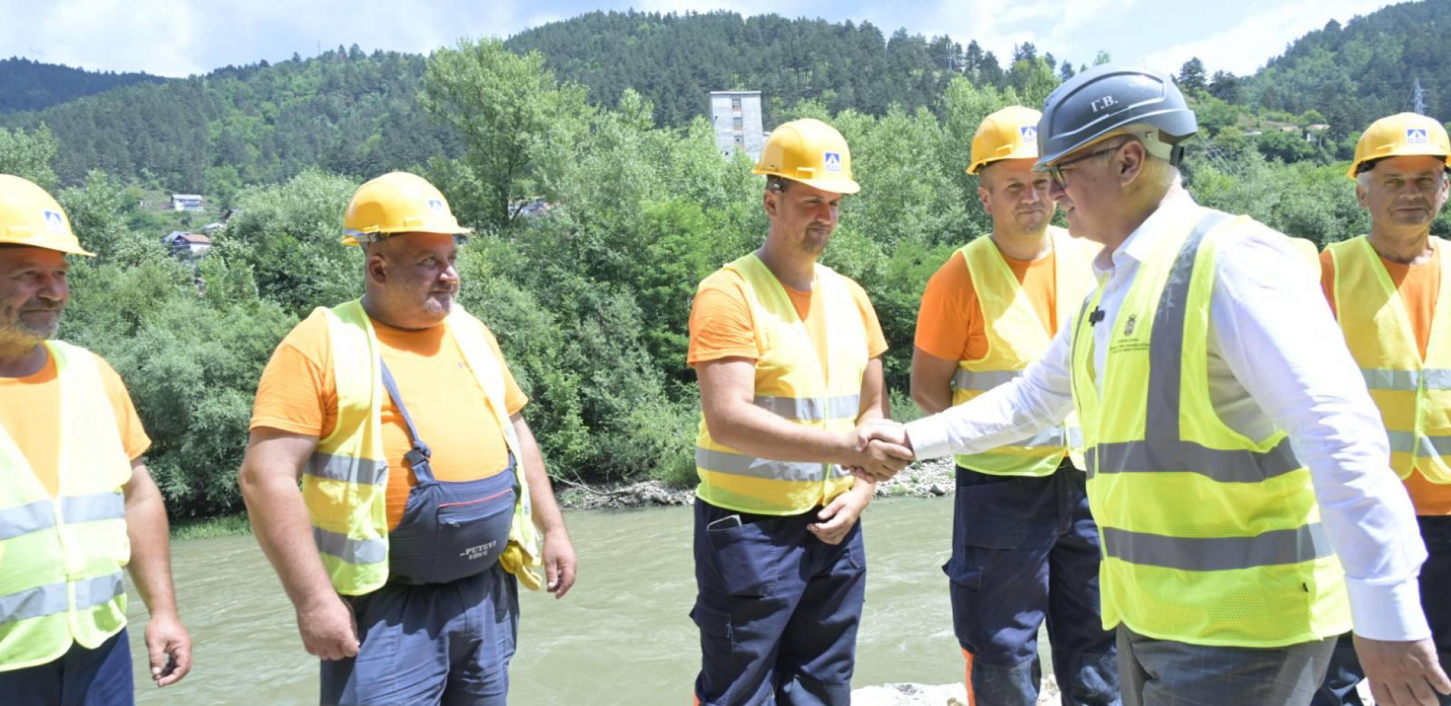 Ministar građevinarstva Goran Vesić obišao radove: OBNOVA PUTA KA BOLNICI JEDAN OD NAJVAŽNIJIH PROJEKATA U PRIBOJU