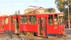 DVANAEST POVREĐENIH PRIMLJENO U URGENTNI Posle sudara na Trošarini petoro zadržano na dijagnostici