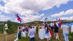 "DA" NA MEĐUSTANICI GOLD GONDOLE Andrijana i Predrag imali nesvakidašnje venčanje (FOTO)