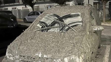 ITALIJANSKI GRAD U BLATU Talas vode i kamenja nosio sve pred sobom, ima povređenih (FOTO)