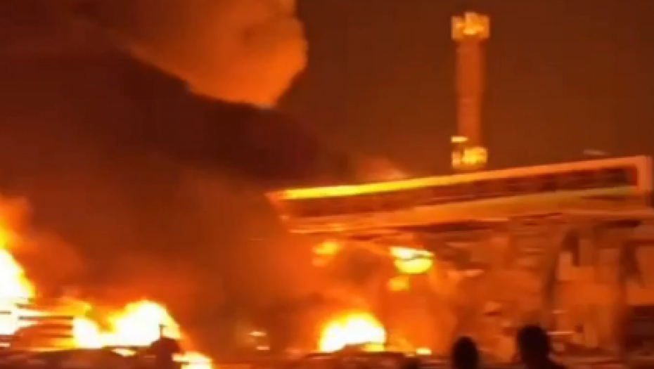 BUKTINJA U ZAGREBU Izgoreo poznati klub, policija blokirala deo grada