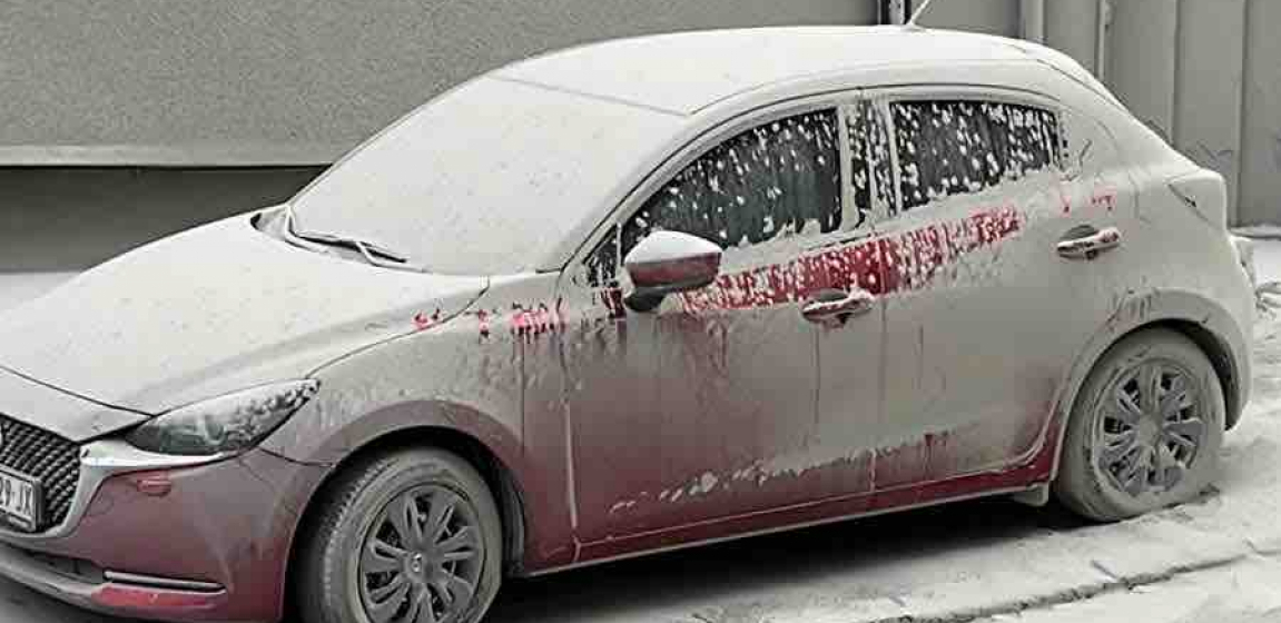 HAOS U BEOGRADU! Pukla cisterna u Šabačkoj, cela ulica prekrivena cementom! (VIDEO)