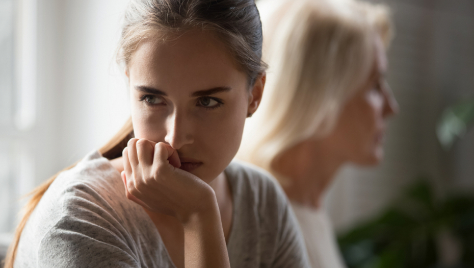 MAJKA I ĆERKA SE POSVAĐALE, RAZLOG ĆE VAS ZAPANJITI Bukti rat na društvenim mrežama, ko je u pravu? (FOTO)