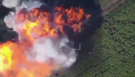 ARTILJERIJSKI DUEL SA RUSIMA Otkriven položaj Ukrajinaca, haubice zagremele, sve se desilo u sekundi (VIDEO)