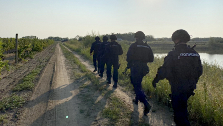 TURČIN UDARIO POLICIJU Probio policijsku blokadu pa uhapšen u šumi