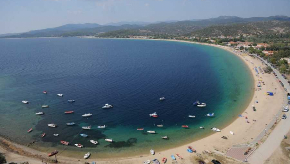 "TATA, MISLIM DA UMIREM" Dečaka na Mediteranu ubolo otrovno morsko stvorenje