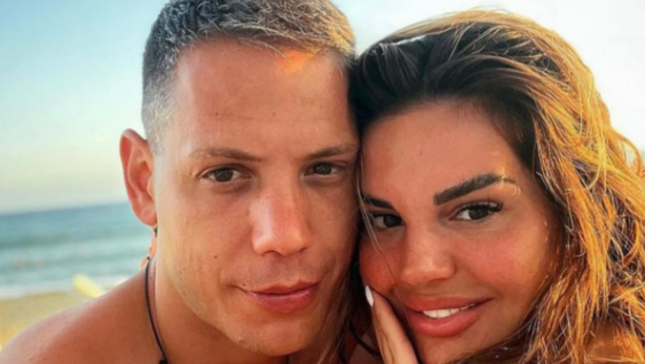RAZMENJUJU NEŽNOSTI NA PESKU Isplivale intimne fotke Jovane Ljubisavljević i Cecinog bivšeg! (FOTO)