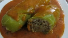 PUNJENE TIKVICE U SOSU OD PARADAJZA Starinsko, letnje jelo koje su pravile naše bake i prabake