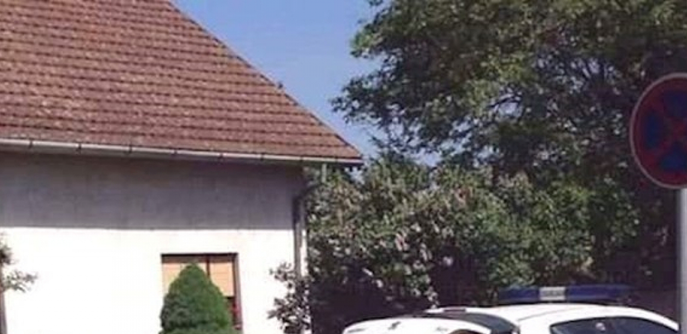 OVAKO JE OGREV NAJJEFTINIJI Fotografija policijskog automobila iz Srbije hit je u regionu, odmah ćete videti zašto