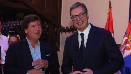 PREDSEDNIK SRBIJE SE SASTAO SA TAKEROM Vučić razgovarao sa najpopularnijim američkim voditeljem