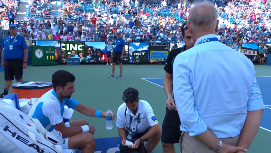 NOLETOVI NAVIJAČI U STRAHU Stara povreda ponovo muči Đokovića, ovo je dokaz?